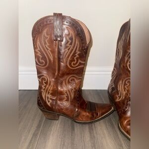 Ariat Heritage Western “X Toe” Boots in Vintage Carmel Size 8.5 M